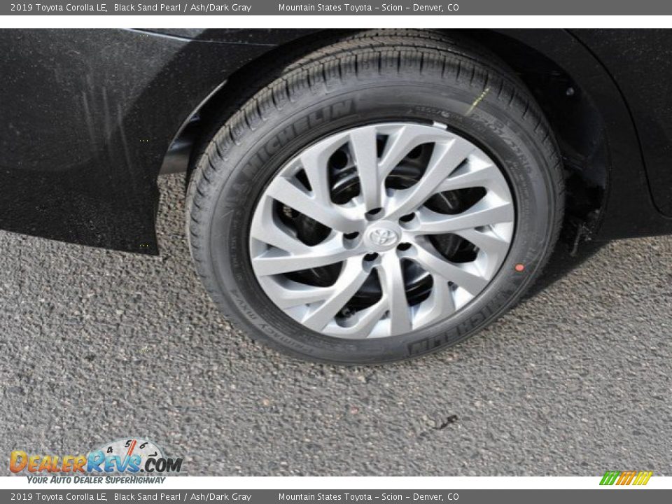2019 Toyota Corolla LE Black Sand Pearl / Ash/Dark Gray Photo #34