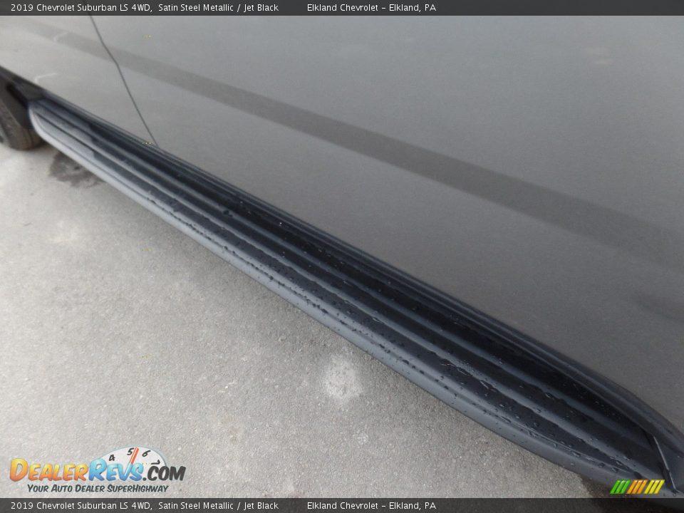 2019 Chevrolet Suburban LS 4WD Satin Steel Metallic / Jet Black Photo #21