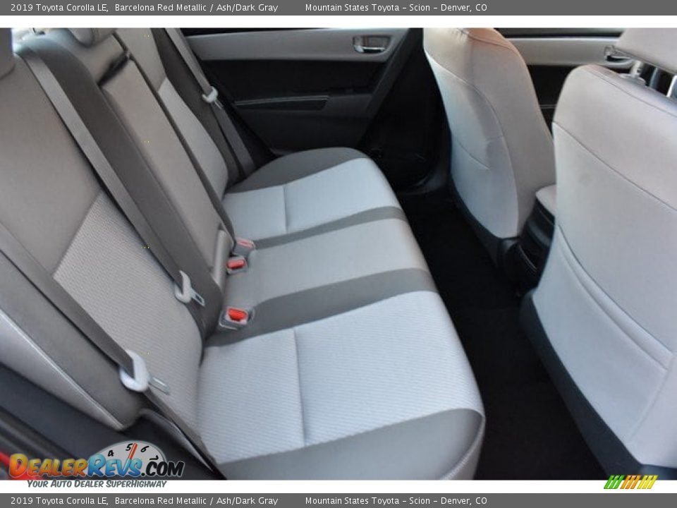 2019 Toyota Corolla LE Barcelona Red Metallic / Ash/Dark Gray Photo #17