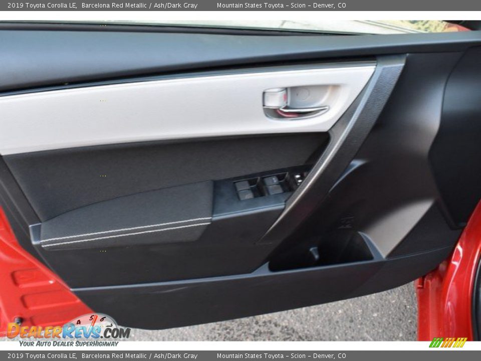 2019 Toyota Corolla LE Barcelona Red Metallic / Ash/Dark Gray Photo #19