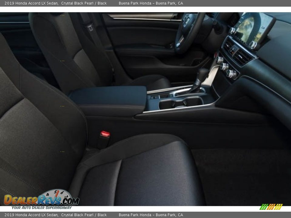 2019 Honda Accord LX Sedan Crystal Black Pearl / Black Photo #31