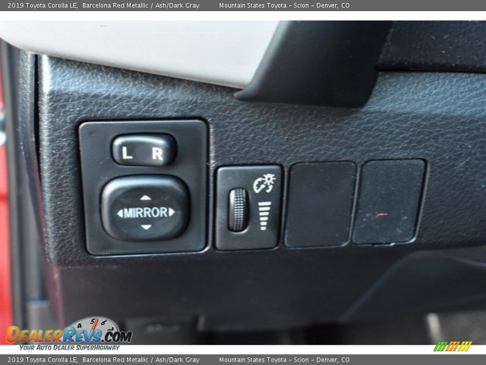 2019 Toyota Corolla LE Barcelona Red Metallic / Ash/Dark Gray Photo #24