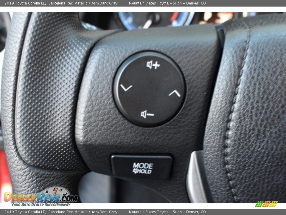 2019 Toyota Corolla LE Barcelona Red Metallic / Ash/Dark Gray Photo #25
