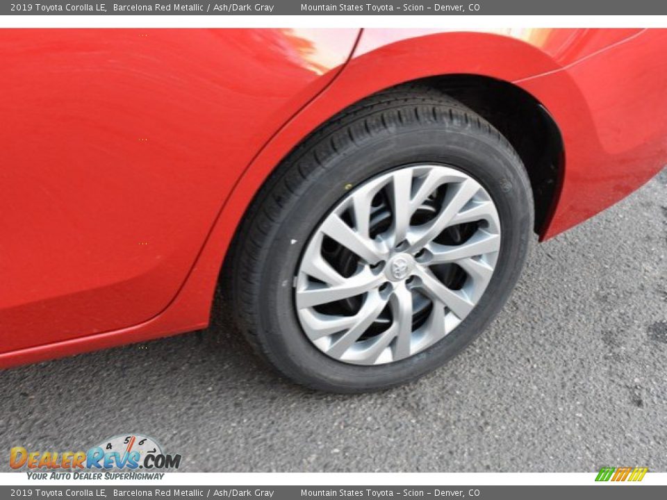 2019 Toyota Corolla LE Barcelona Red Metallic / Ash/Dark Gray Photo #33