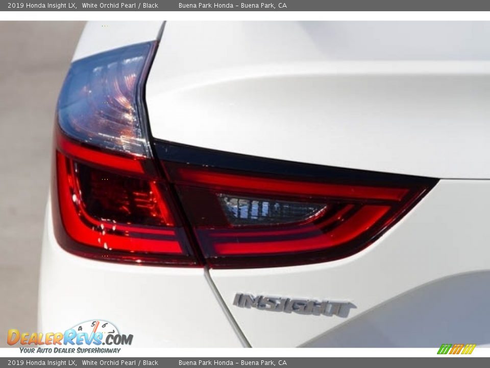 2019 Honda Insight LX White Orchid Pearl / Black Photo #7