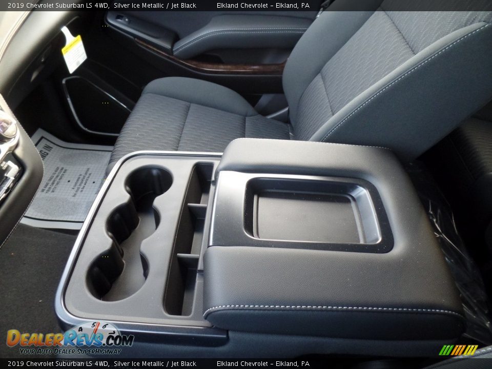 2019 Chevrolet Suburban LS 4WD Silver Ice Metallic / Jet Black Photo #32