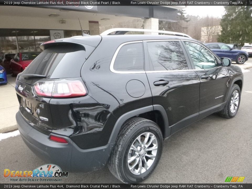 2019 Jeep Cherokee Latitude Plus 4x4 Diamond Black Crystal Pearl / Black Photo #2