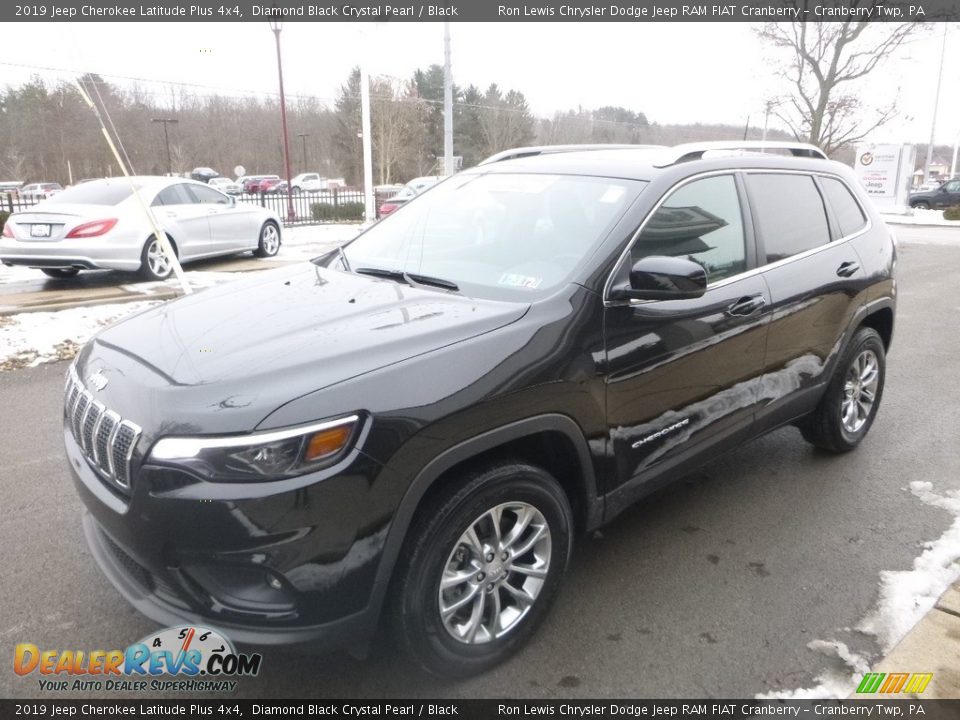 2019 Jeep Cherokee Latitude Plus 4x4 Diamond Black Crystal Pearl / Black Photo #5