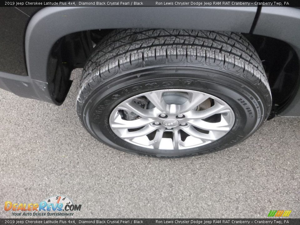 2019 Jeep Cherokee Latitude Plus 4x4 Diamond Black Crystal Pearl / Black Photo #9