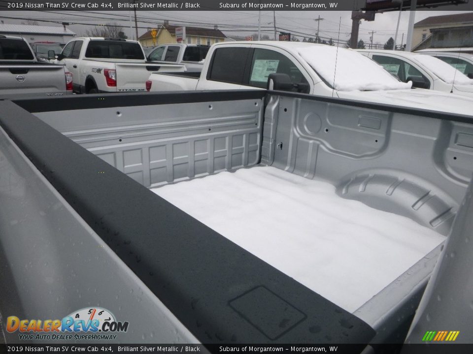 2019 Nissan Titan SV Crew Cab 4x4 Brilliant Silver Metallic / Black Photo #7