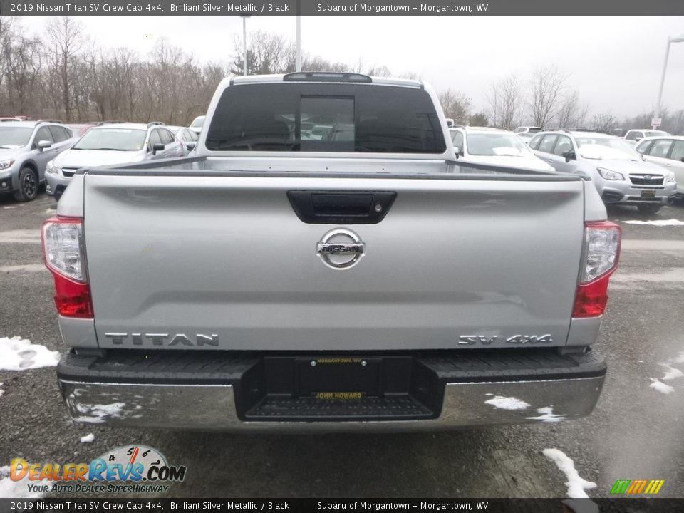 2019 Nissan Titan SV Crew Cab 4x4 Brilliant Silver Metallic / Black Photo #9