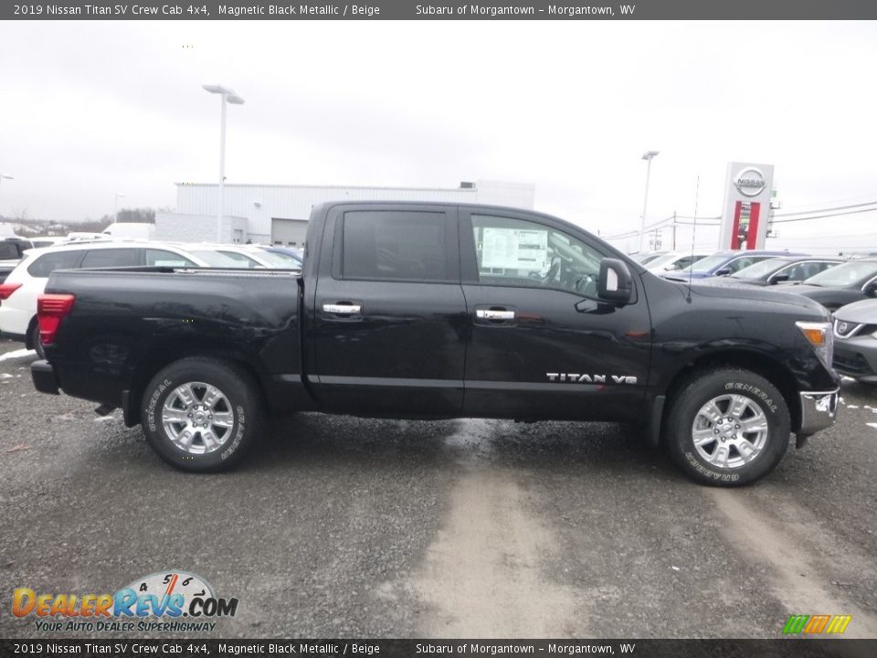 2019 Nissan Titan SV Crew Cab 4x4 Magnetic Black Metallic / Beige Photo #3