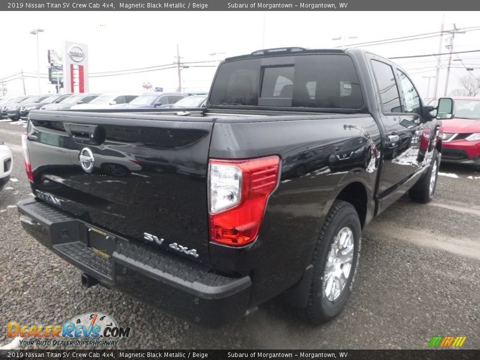2019 Nissan Titan SV Crew Cab 4x4 Magnetic Black Metallic / Beige Photo #4