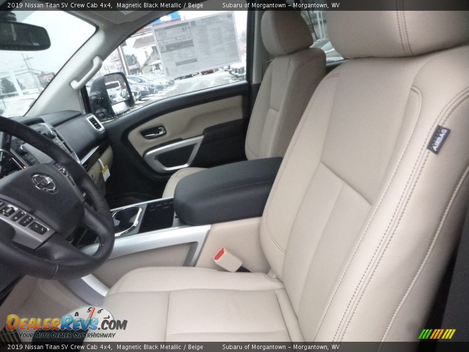 2019 Nissan Titan SV Crew Cab 4x4 Magnetic Black Metallic / Beige Photo #13