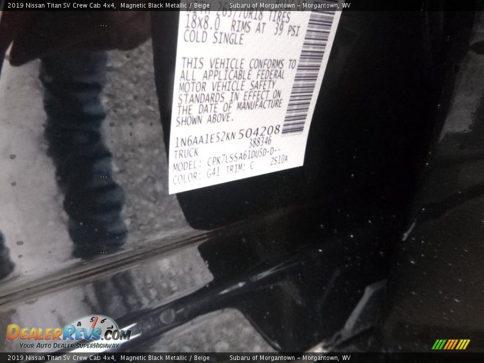 2019 Nissan Titan SV Crew Cab 4x4 Magnetic Black Metallic / Beige Photo #15