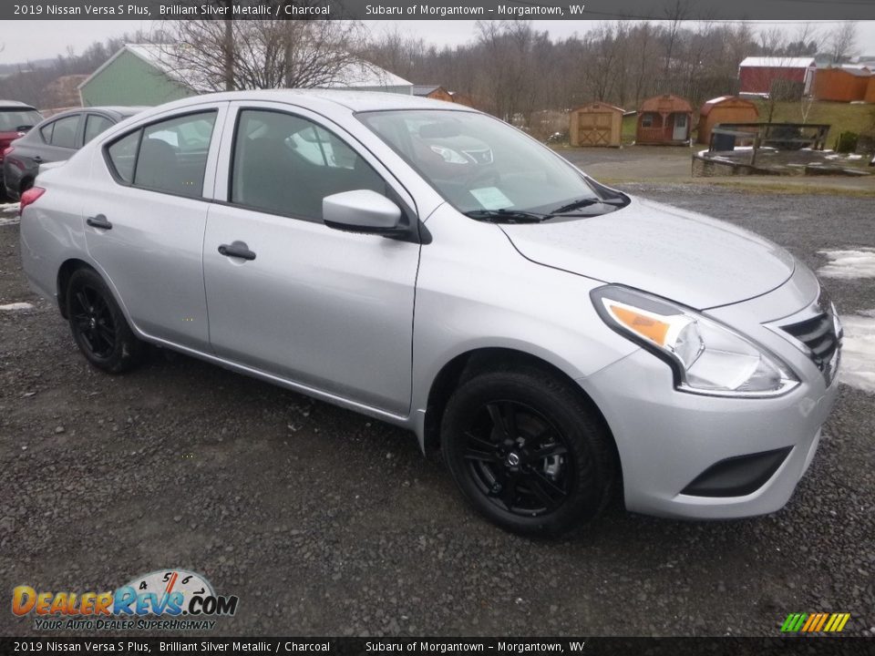 2019 Nissan Versa S Plus Brilliant Silver Metallic / Charcoal Photo #1