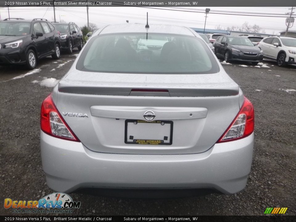 2019 Nissan Versa S Plus Brilliant Silver Metallic / Charcoal Photo #5