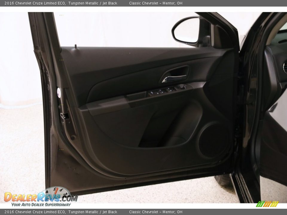 2016 Chevrolet Cruze Limited ECO Tungsten Metallic / Jet Black Photo #4