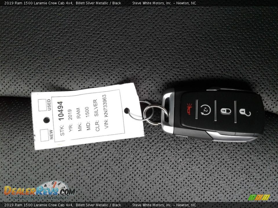 2019 Ram 1500 Laramie Crew Cab 4x4 Billett Silver Metallic / Black Photo #35