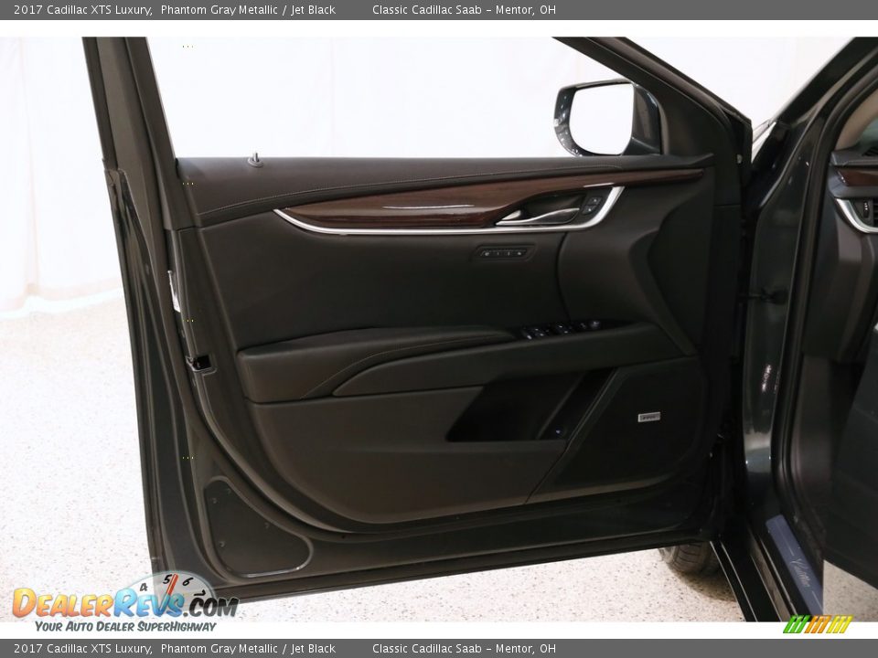 2017 Cadillac XTS Luxury Phantom Gray Metallic / Jet Black Photo #4