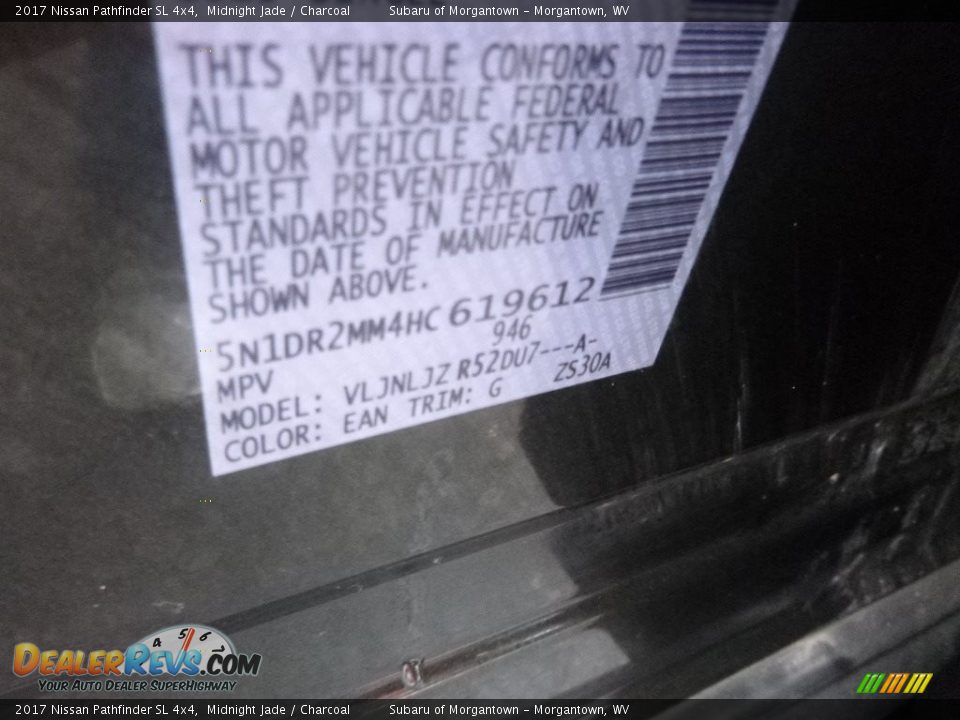 2017 Nissan Pathfinder SL 4x4 Midnight Jade / Charcoal Photo #16