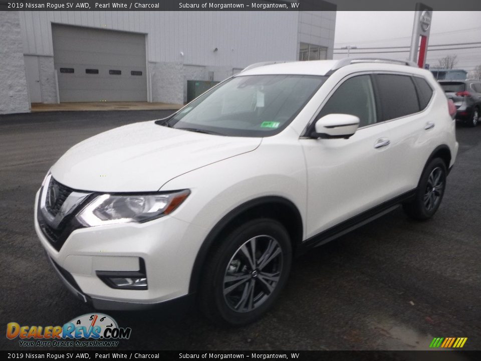 2019 Nissan Rogue SV AWD Pearl White / Charcoal Photo #8