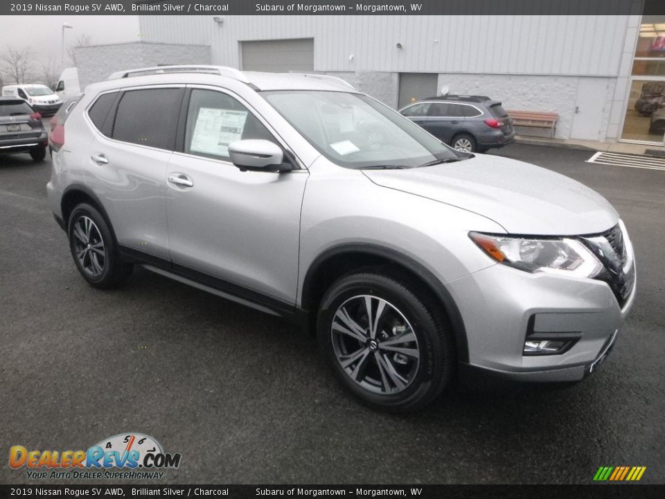 2019 Nissan Rogue SV AWD Brilliant Silver / Charcoal Photo #1