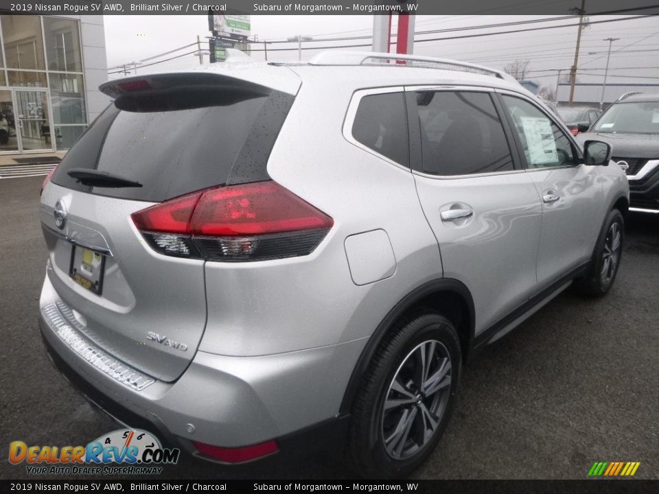 2019 Nissan Rogue SV AWD Brilliant Silver / Charcoal Photo #4