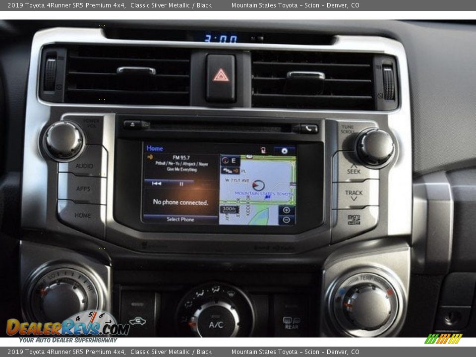 2019 Toyota 4Runner SR5 Premium 4x4 Classic Silver Metallic / Black Photo #9