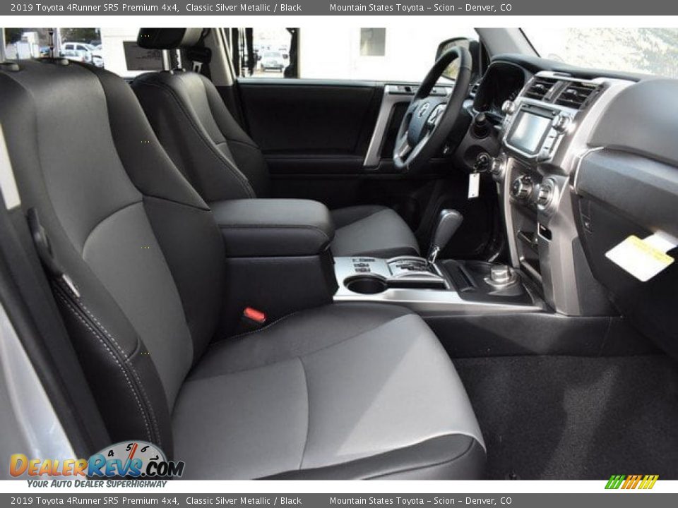 2019 Toyota 4Runner SR5 Premium 4x4 Classic Silver Metallic / Black Photo #11