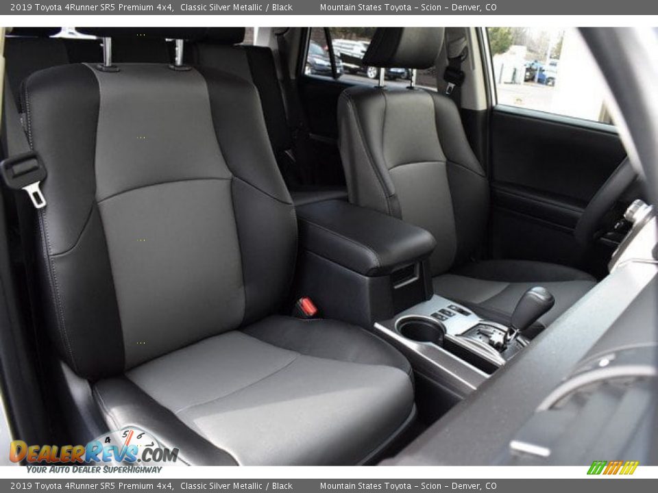 2019 Toyota 4Runner SR5 Premium 4x4 Classic Silver Metallic / Black Photo #12