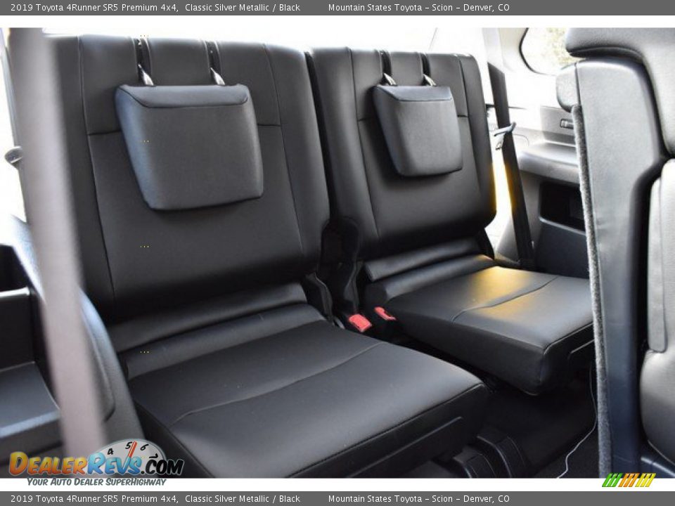 2019 Toyota 4Runner SR5 Premium 4x4 Classic Silver Metallic / Black Photo #19