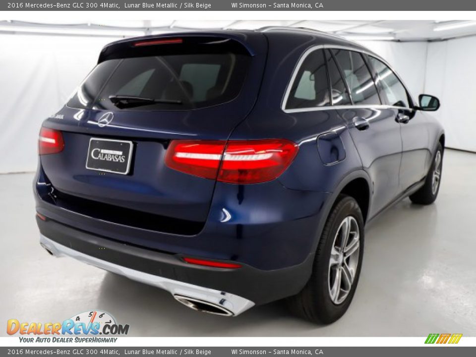 2016 Mercedes-Benz GLC 300 4Matic Lunar Blue Metallic / Silk Beige Photo #4
