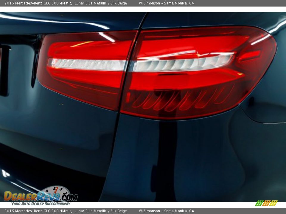 2016 Mercedes-Benz GLC 300 4Matic Lunar Blue Metallic / Silk Beige Photo #5