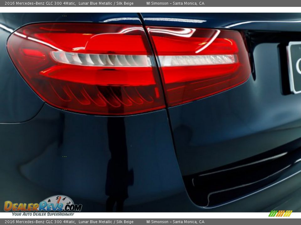 2016 Mercedes-Benz GLC 300 4Matic Lunar Blue Metallic / Silk Beige Photo #12