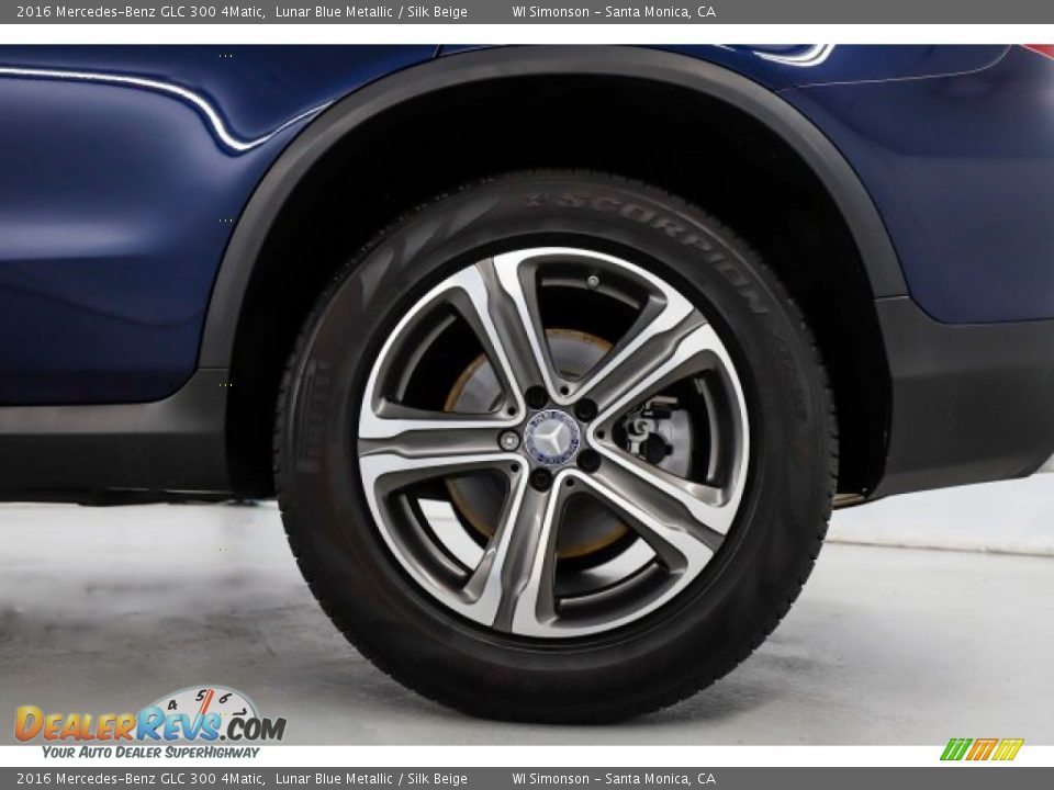 2016 Mercedes-Benz GLC 300 4Matic Lunar Blue Metallic / Silk Beige Photo #18