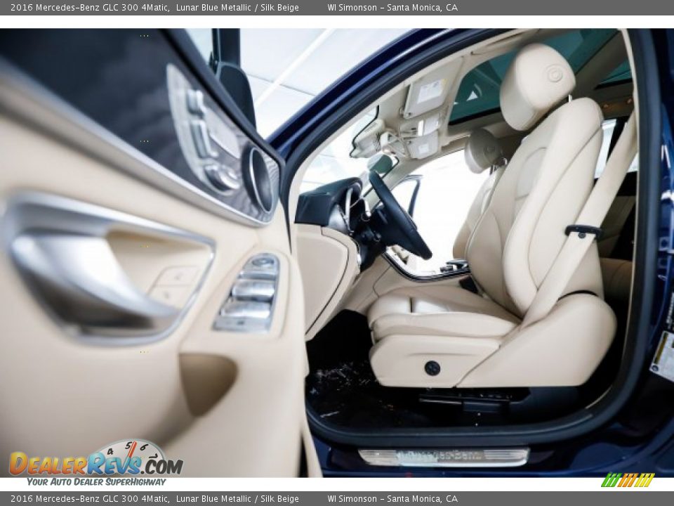 2016 Mercedes-Benz GLC 300 4Matic Lunar Blue Metallic / Silk Beige Photo #21