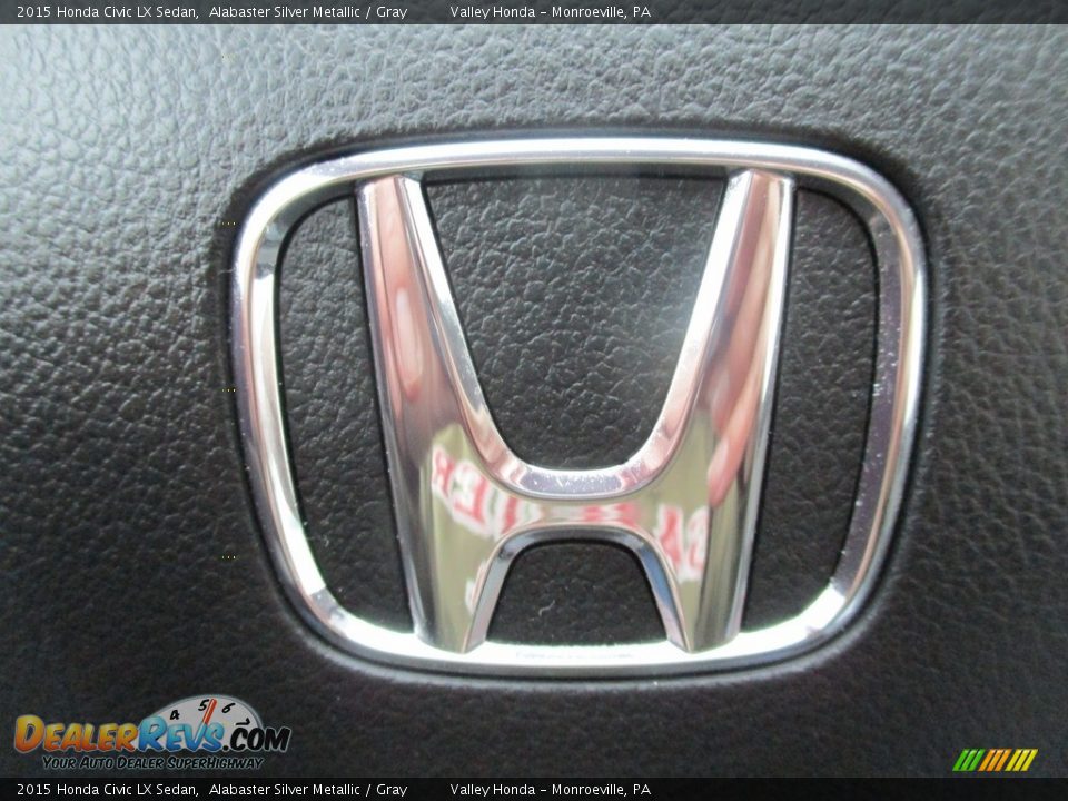 2015 Honda Civic LX Sedan Alabaster Silver Metallic / Gray Photo #16