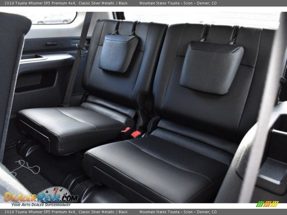 2019 Toyota 4Runner SR5 Premium 4x4 Classic Silver Metallic / Black Photo #20