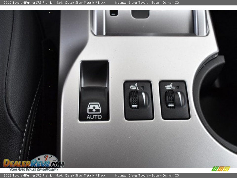 2019 Toyota 4Runner SR5 Premium 4x4 Classic Silver Metallic / Black Photo #31