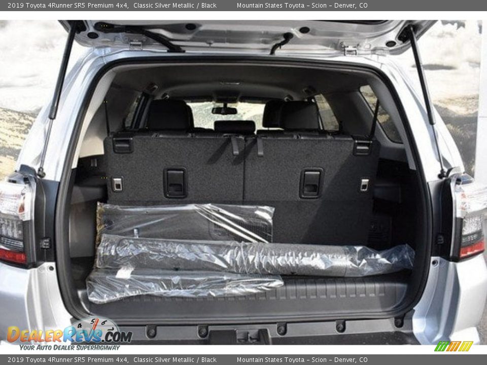 2019 Toyota 4Runner SR5 Premium 4x4 Classic Silver Metallic / Black Photo #32