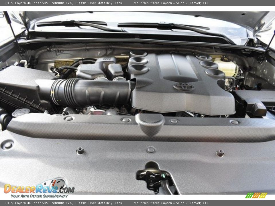 2019 Toyota 4Runner SR5 Premium 4x4 Classic Silver Metallic / Black Photo #33