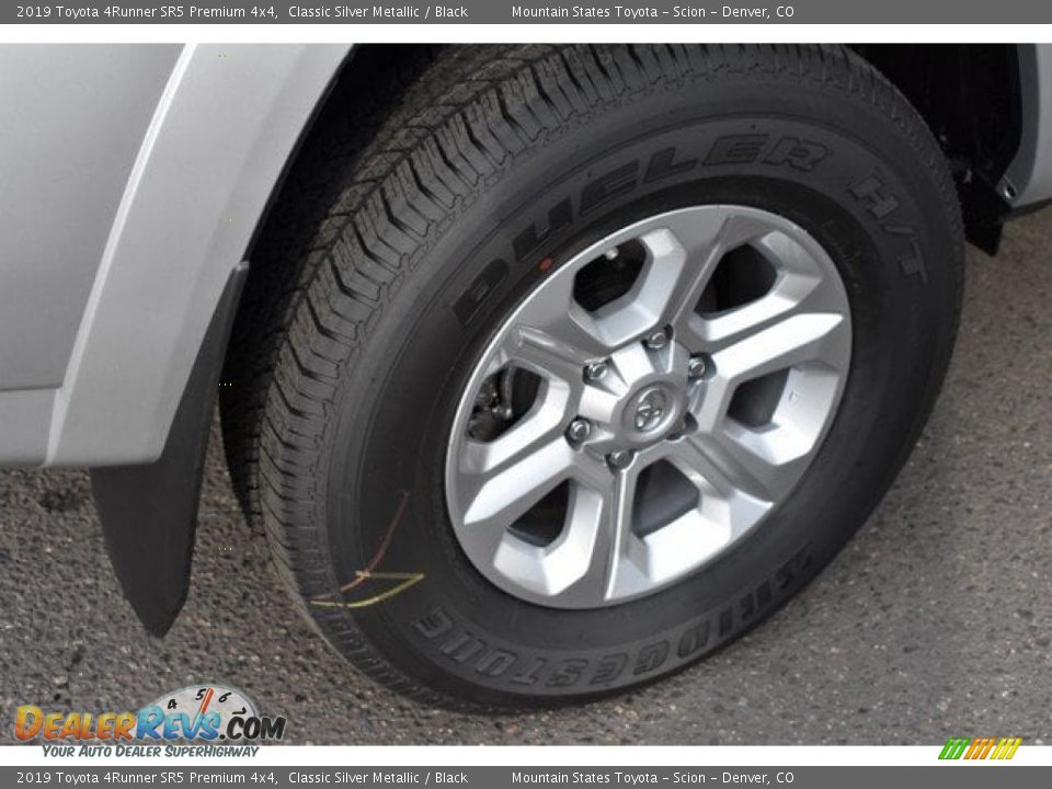 2019 Toyota 4Runner SR5 Premium 4x4 Classic Silver Metallic / Black Photo #36