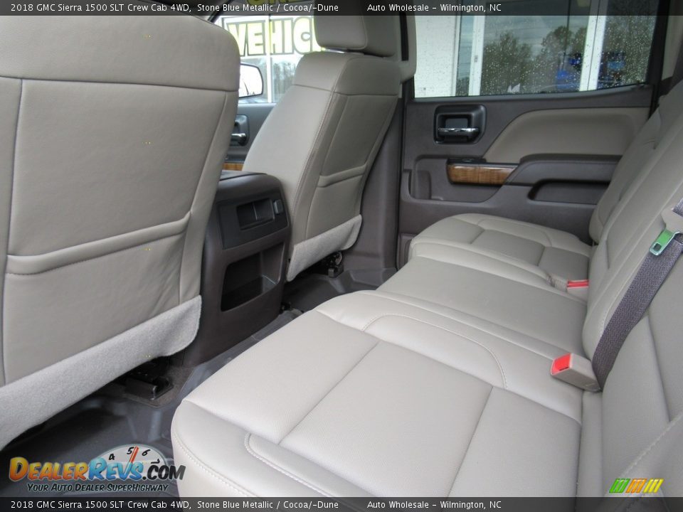 2018 GMC Sierra 1500 SLT Crew Cab 4WD Stone Blue Metallic / Cocoa/­Dune Photo #12