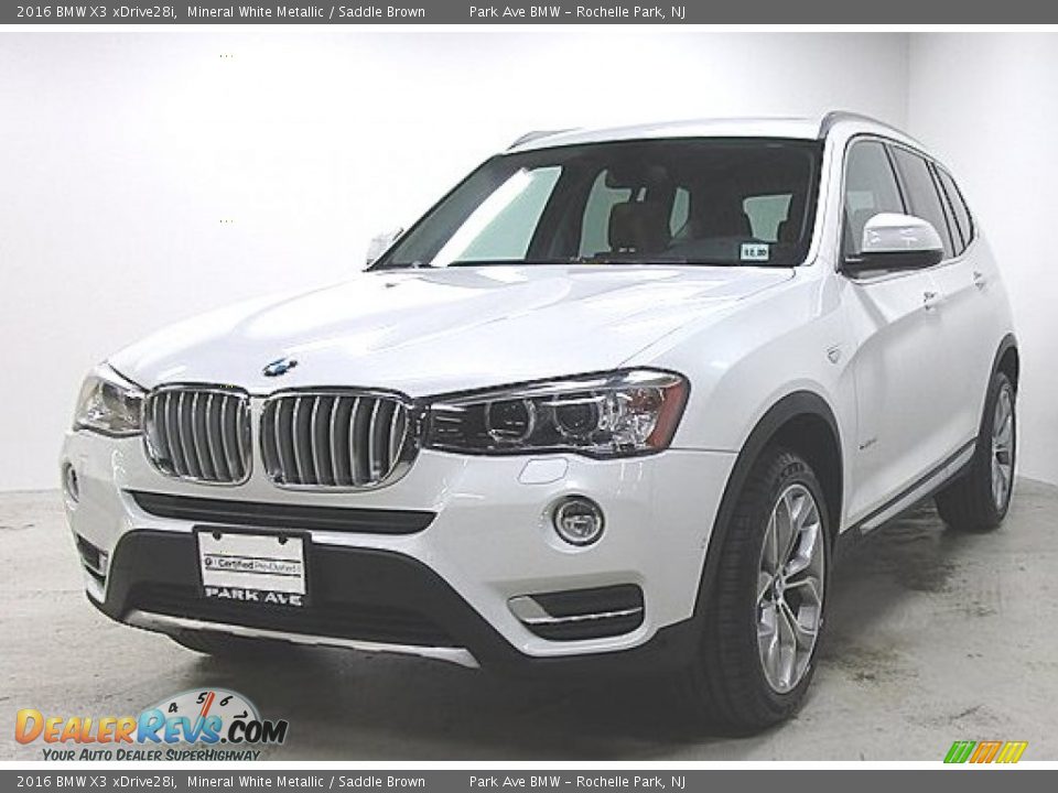 2016 BMW X3 xDrive28i Mineral White Metallic / Saddle Brown Photo #1