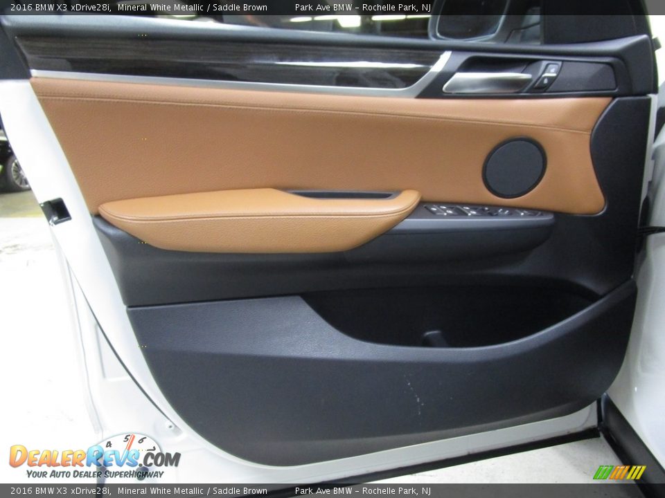 2016 BMW X3 xDrive28i Mineral White Metallic / Saddle Brown Photo #7