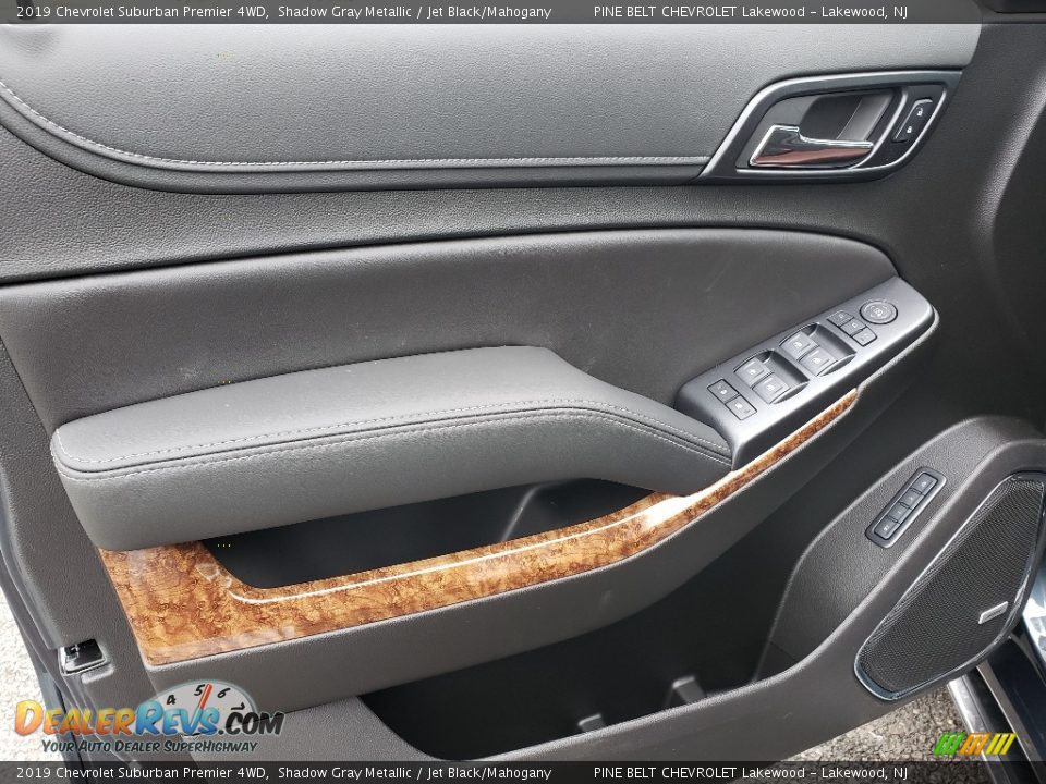 Door Panel of 2019 Chevrolet Suburban Premier 4WD Photo #8