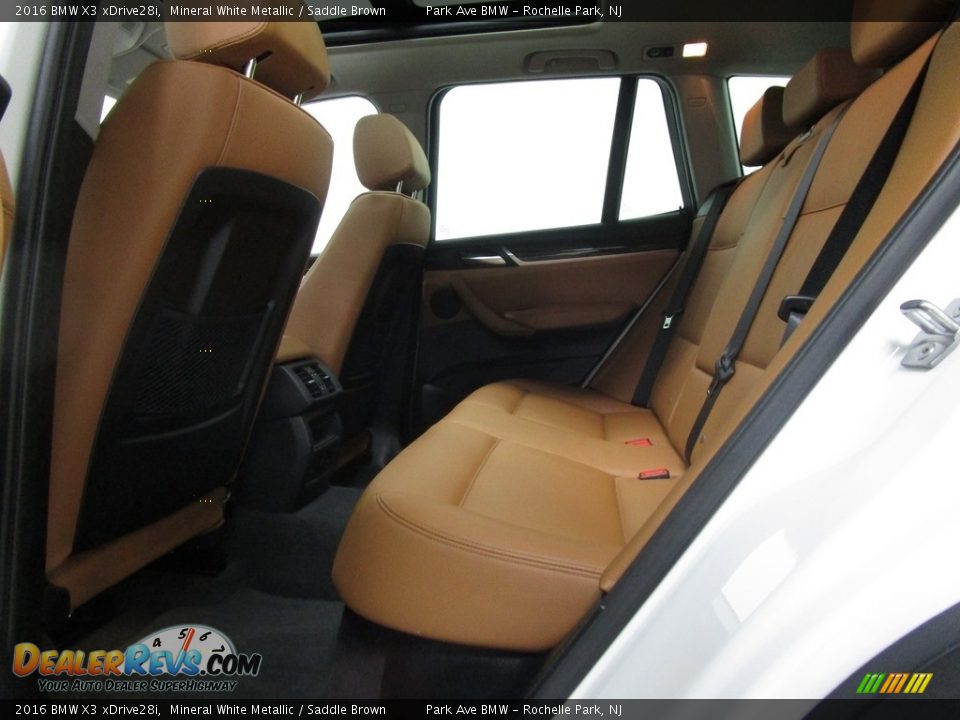 2016 BMW X3 xDrive28i Mineral White Metallic / Saddle Brown Photo #12