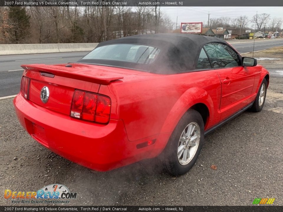 2007 Ford Mustang V6 Deluxe Convertible Torch Red / Dark Charcoal Photo #8