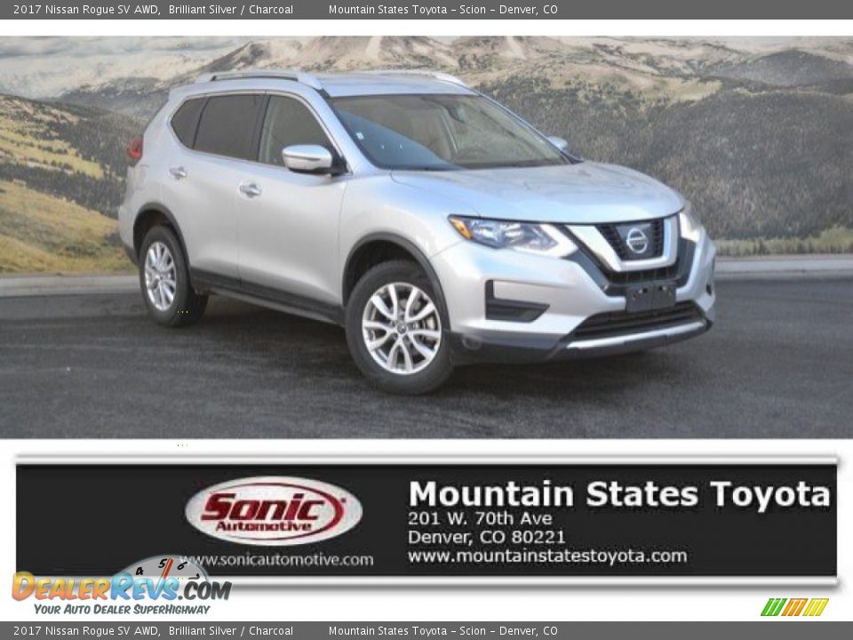 2017 Nissan Rogue SV AWD Brilliant Silver / Charcoal Photo #1